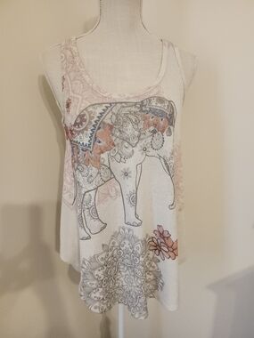 gaze Cream Tank Top with Elephant Print and Pastel Accents